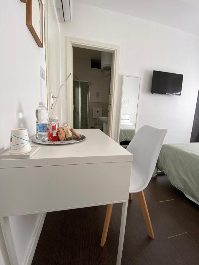 Domus Corso Umberto 18 B&B Пескара Екстериор снимка