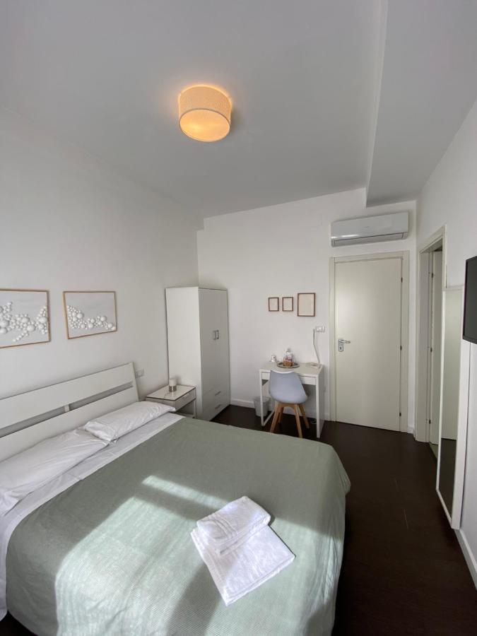 Domus Corso Umberto 18 B&B Пескара Екстериор снимка