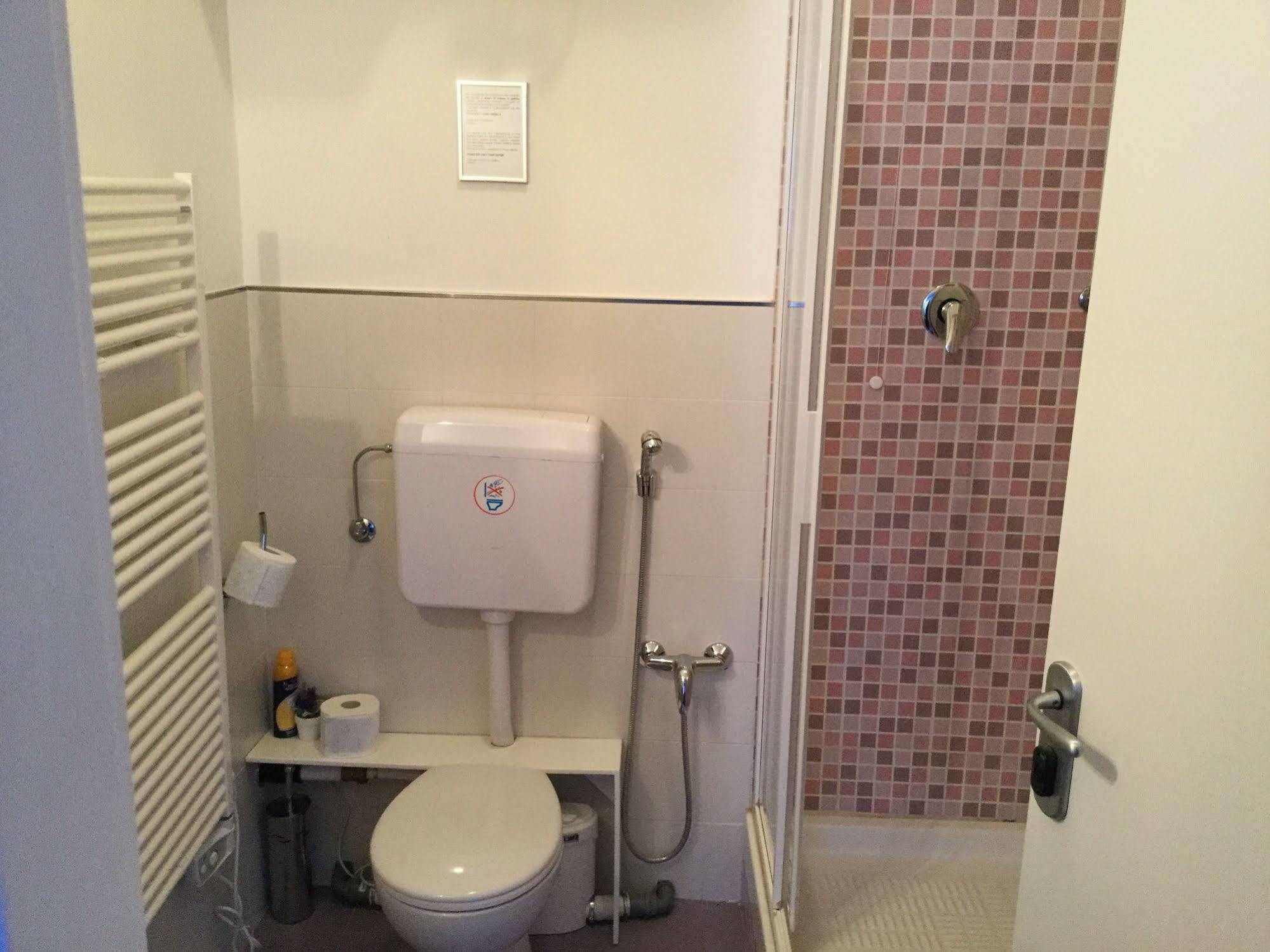 Domus Corso Umberto 18 B&B Пескара Екстериор снимка