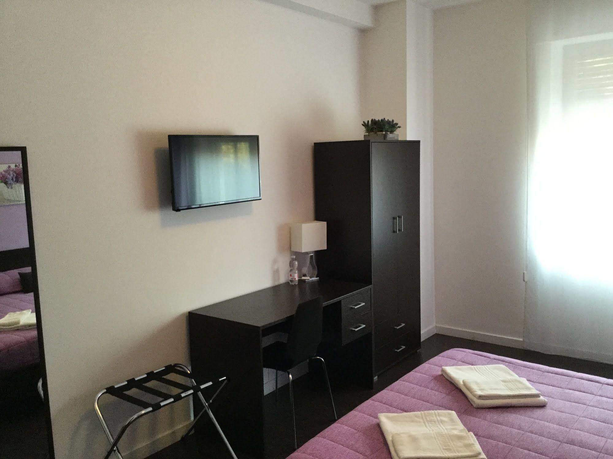Domus Corso Umberto 18 B&B Пескара Екстериор снимка